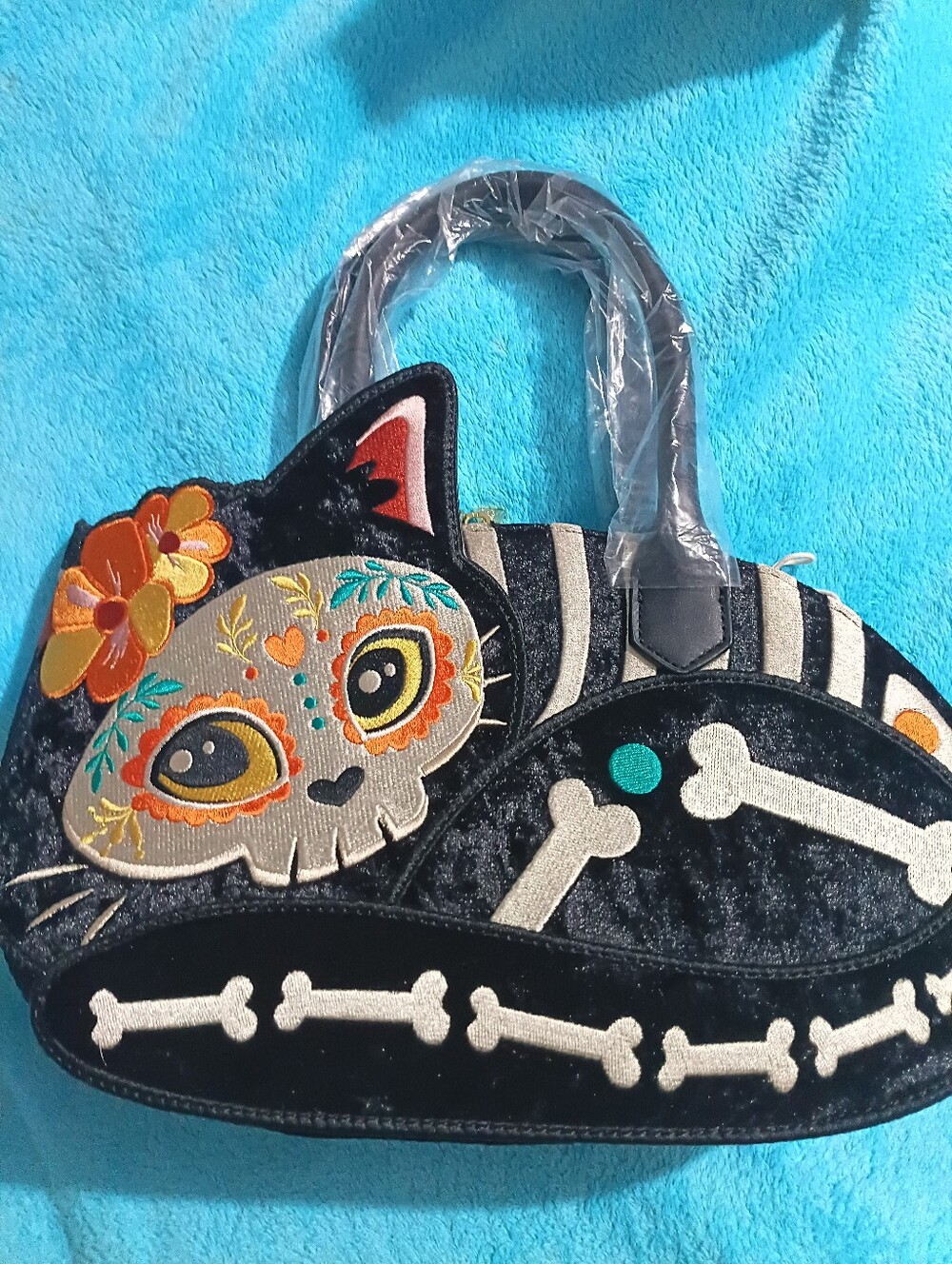 Day of the Dead Velvet Hard tag Loungefly in Black